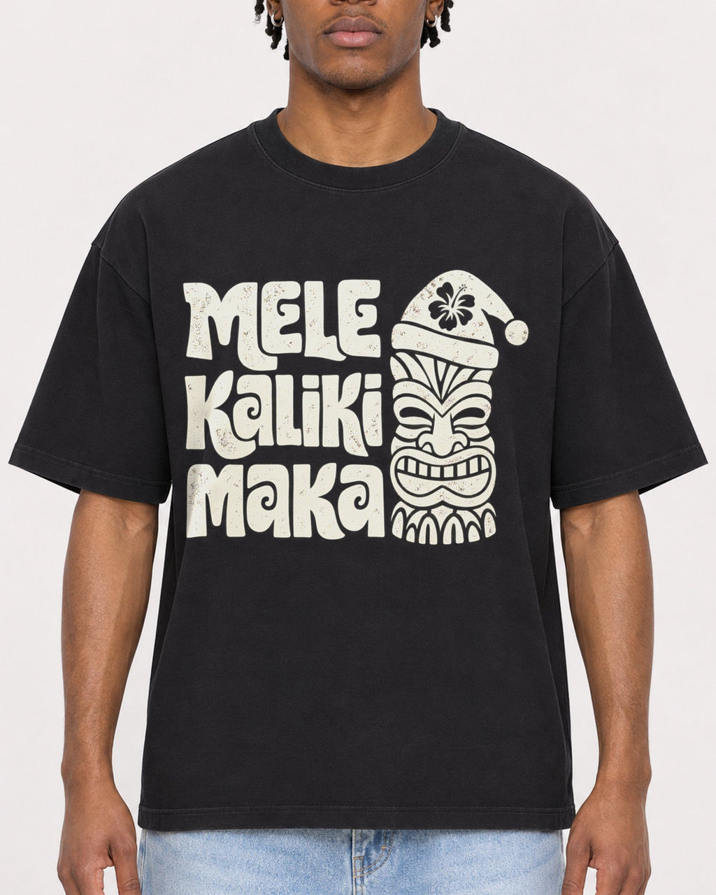 Mockup Boxy Heavyweight Tee Black male close-up 05