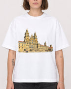 Mockup Boxy Heavyweight Tee White female close-up 18