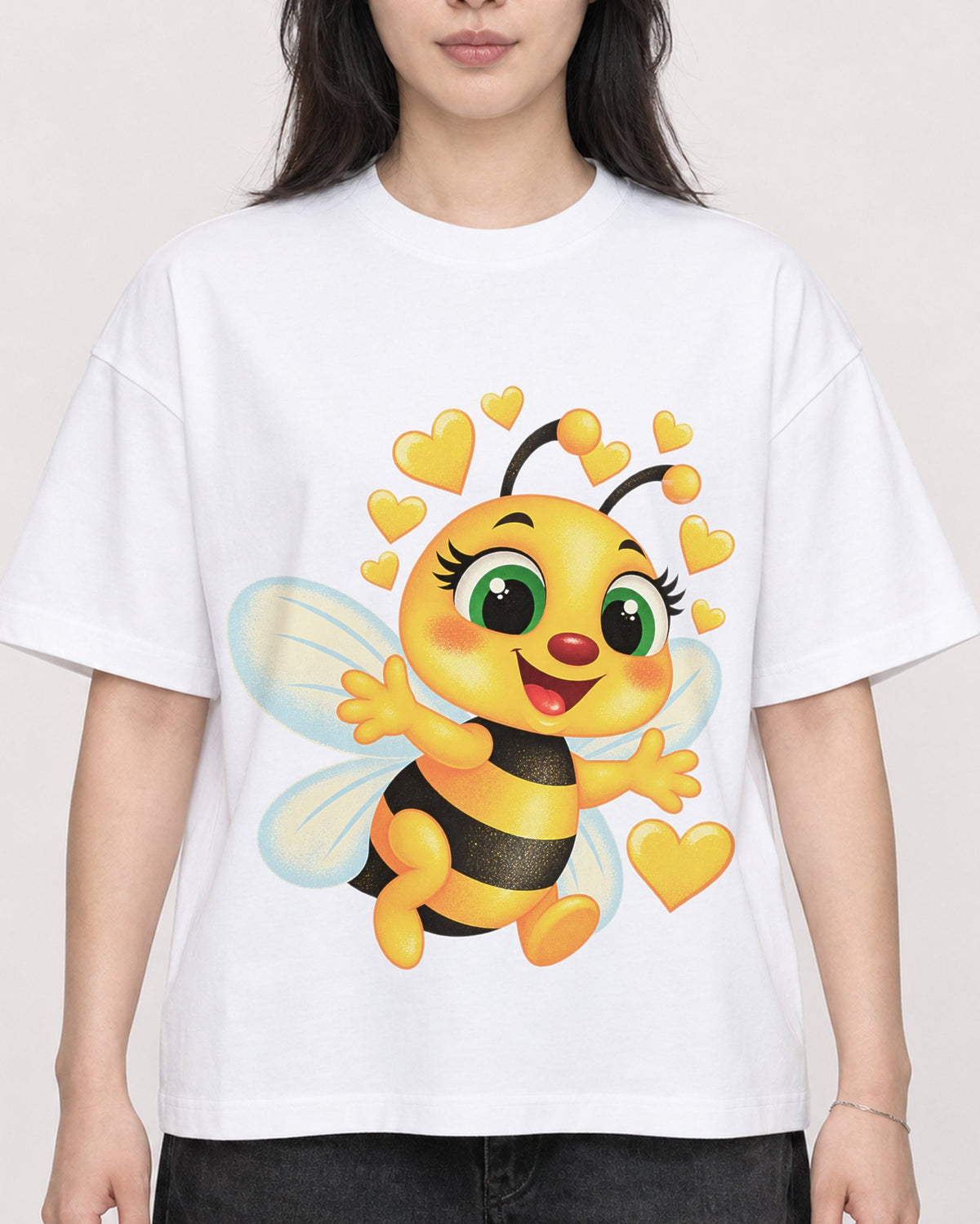 Mockup Boxy Heavyweight Tee White female close-up 13