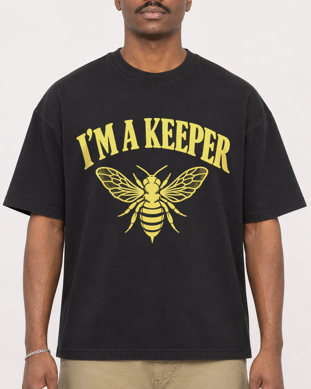Mockup Boxy Heavyweight Tee Black male close-up 44