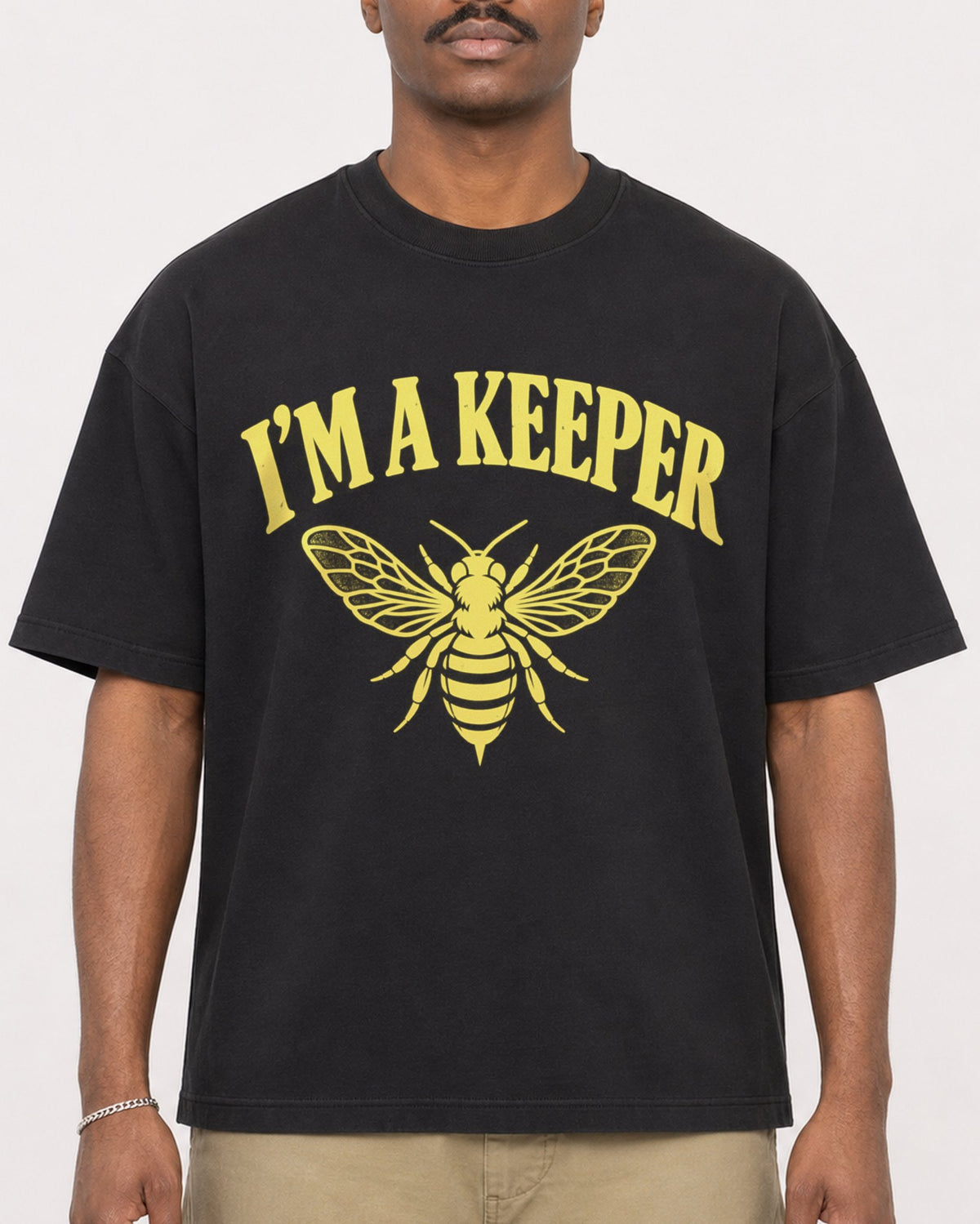 Mockup Boxy Heavyweight Tee Black male close-up 44