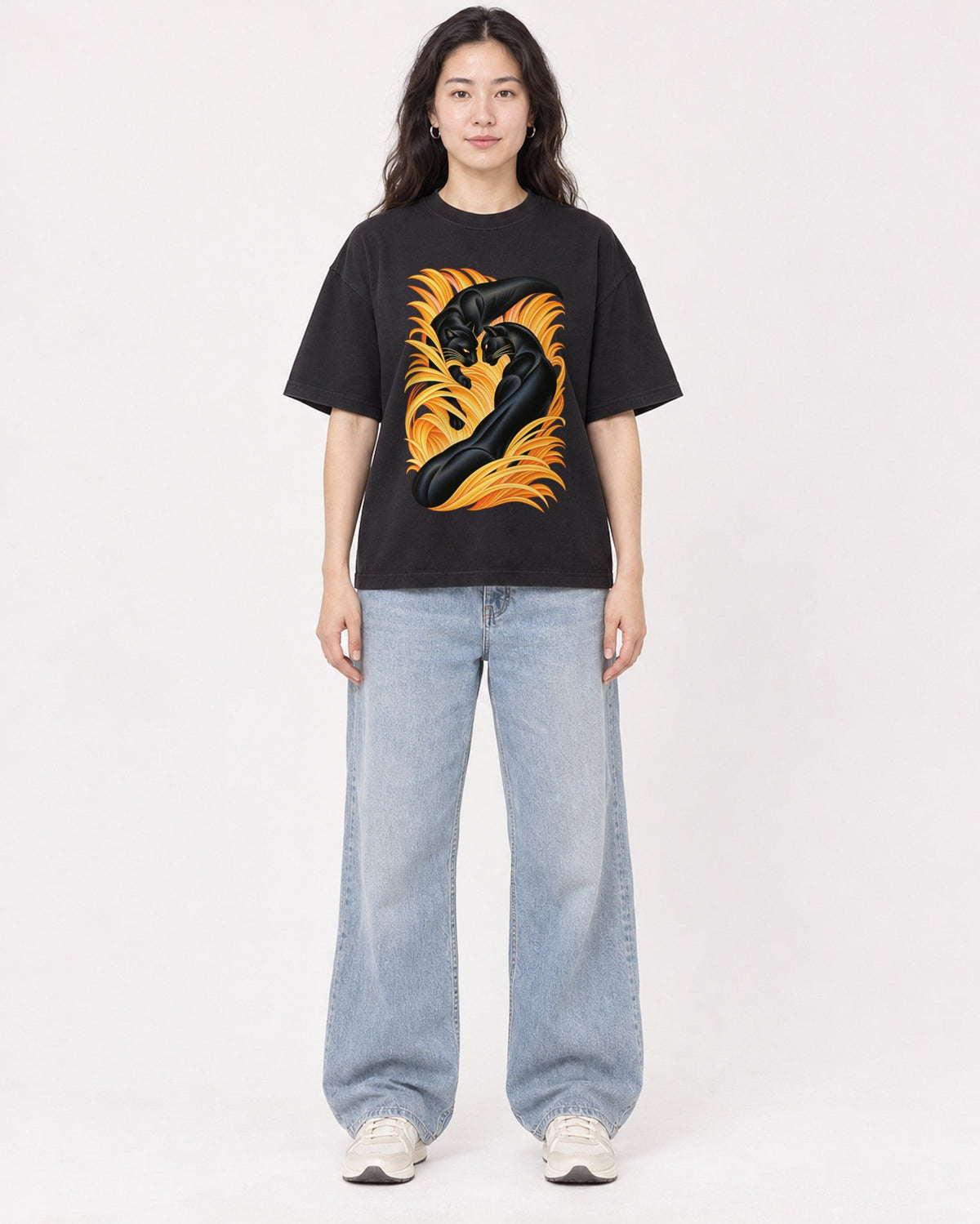 Mockup Boxy Heavyweight Tee Black female full-body 03