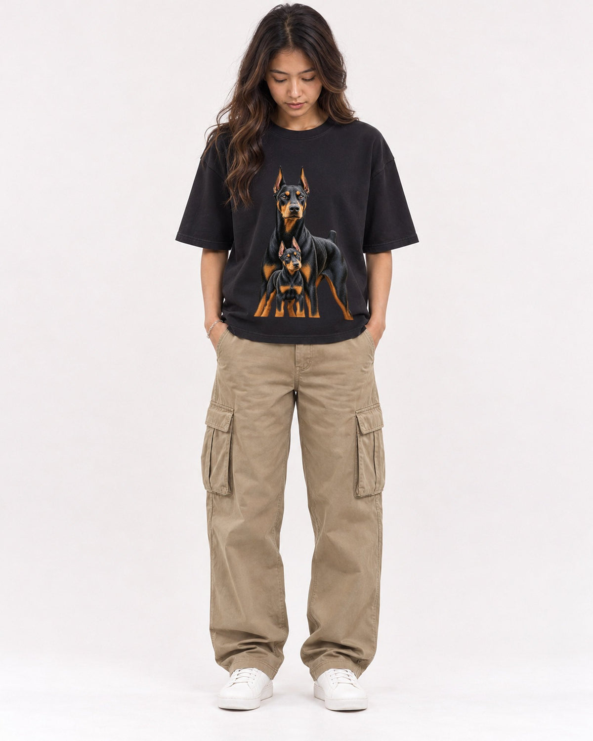 Mockup Boxy Heavyweight Tee Black female full-body 02