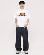 Mockup Boxy Heavyweight Tee White male full-body 01