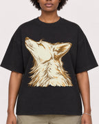 Mockup Boxy Heavyweight Tee Black female close-up 14