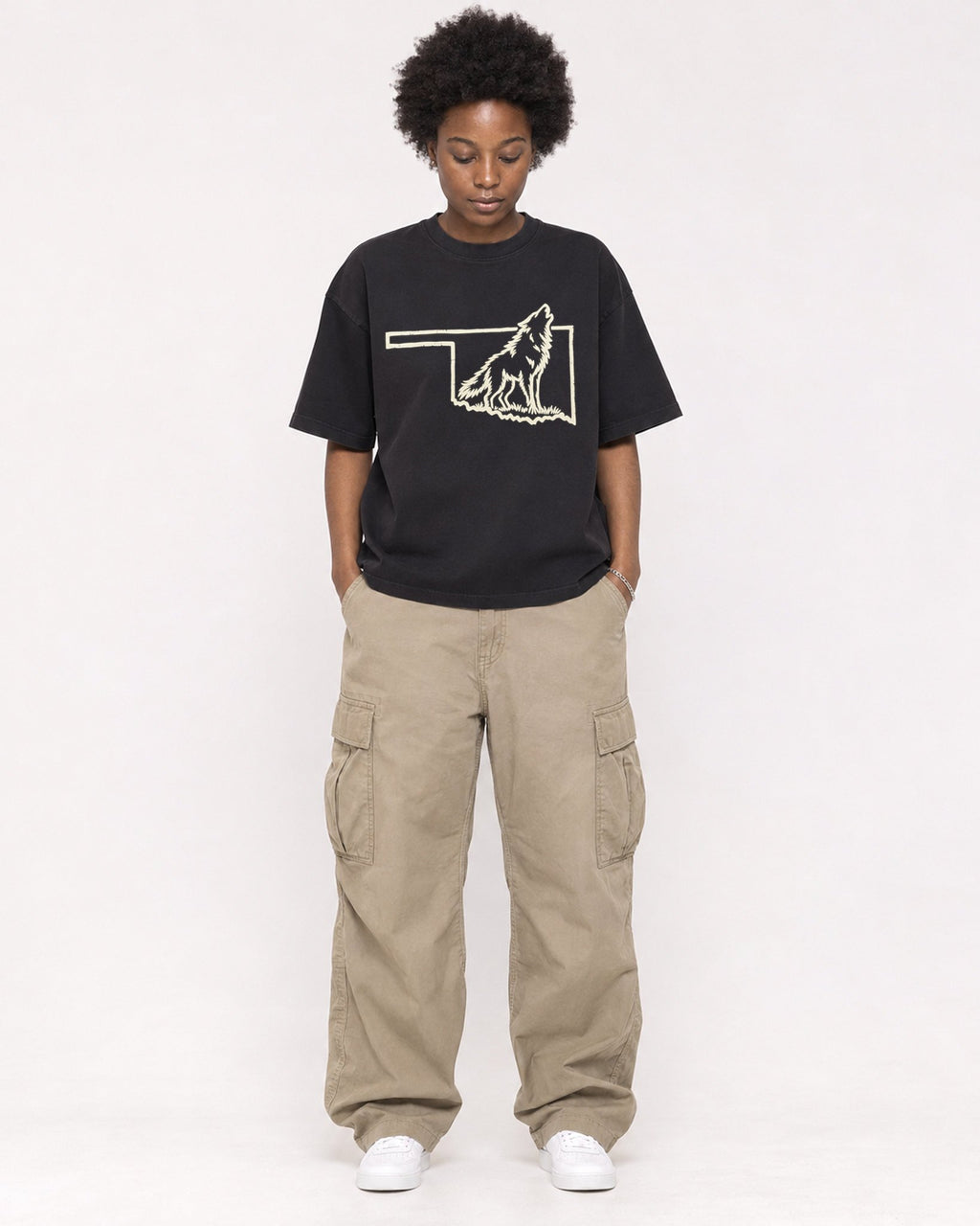 Mockup Boxy Heavyweight Tee Black female full-body 14