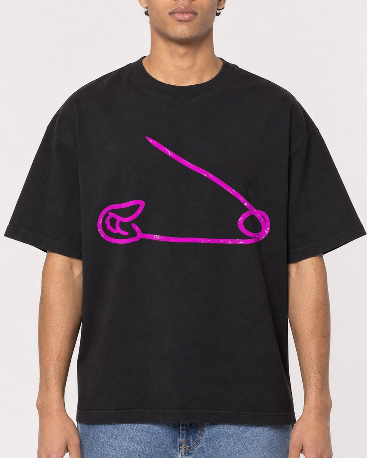 Mockup Boxy Heavyweight Tee Black male close-up 10