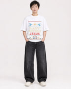 Mockup Boxy Heavyweight Tee White female full-body 23