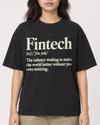 Mockup Boxy Heavyweight Tee Black female close-up 02