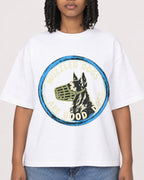 Mockup Boxy Heavyweight Tee White female close-up 15
