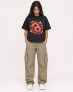 Mockup Boxy Heavyweight Tee Black female full-body 06