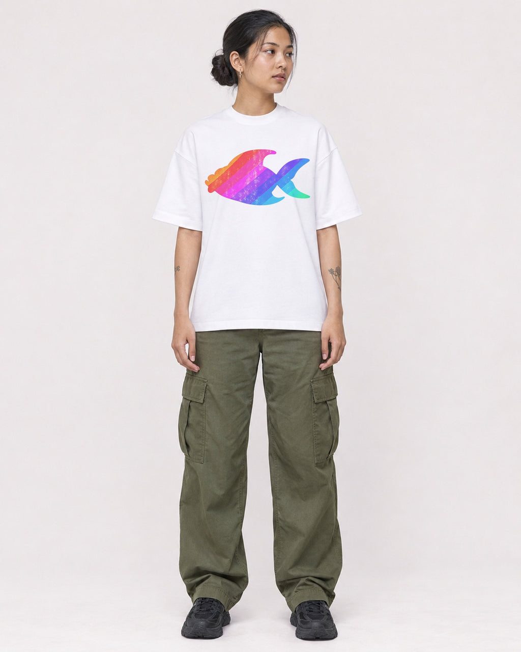 Mockup Boxy Heavyweight Tee White female full-body 12