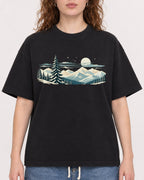 Mockup Boxy Heavyweight Tee Black female close-up 09