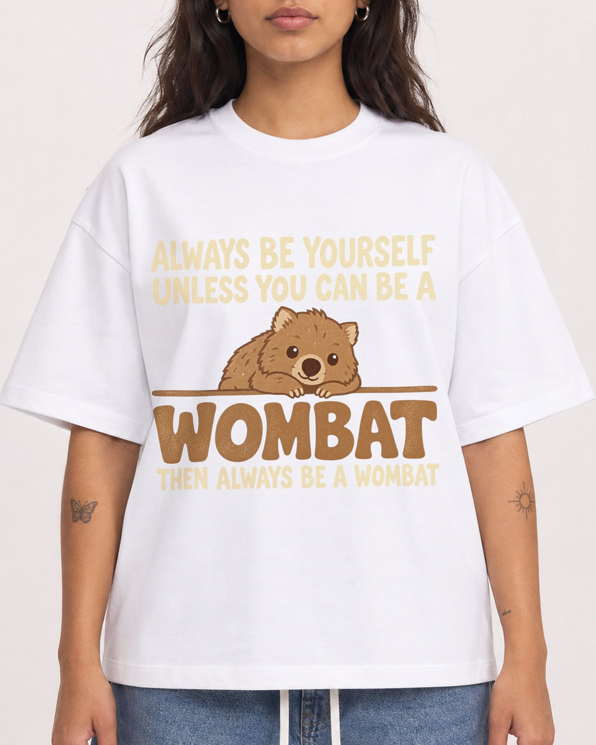 Mockup Boxy Heavyweight Tee White female close-up 06