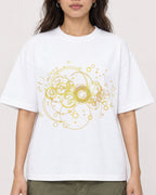 Mockup Boxy Heavyweight Tee White female close-up 02