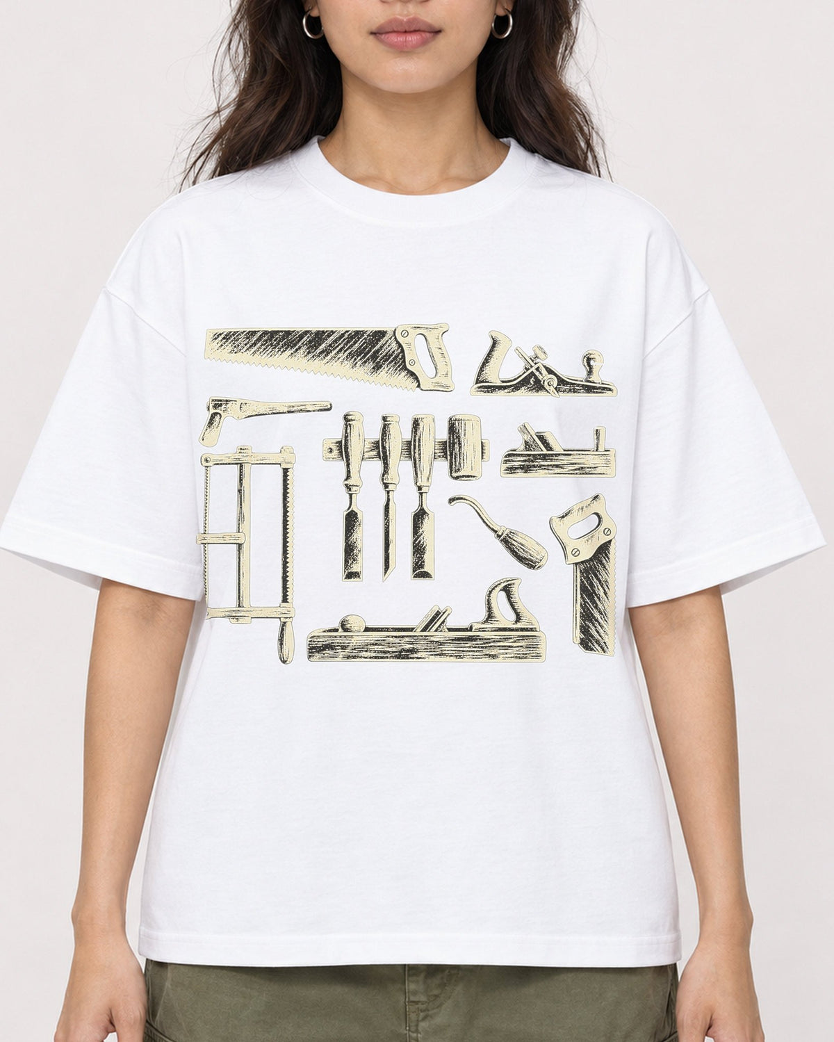 Mockup Boxy Heavyweight Tee White female close-up 02