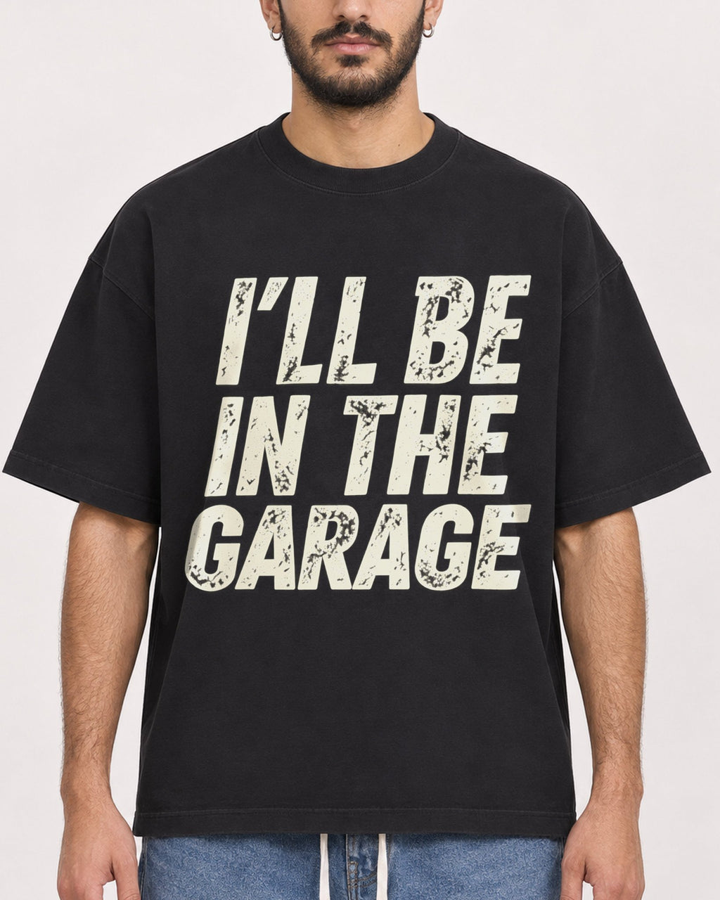 Mockup Boxy Heavyweight Tee Black male close-up 07