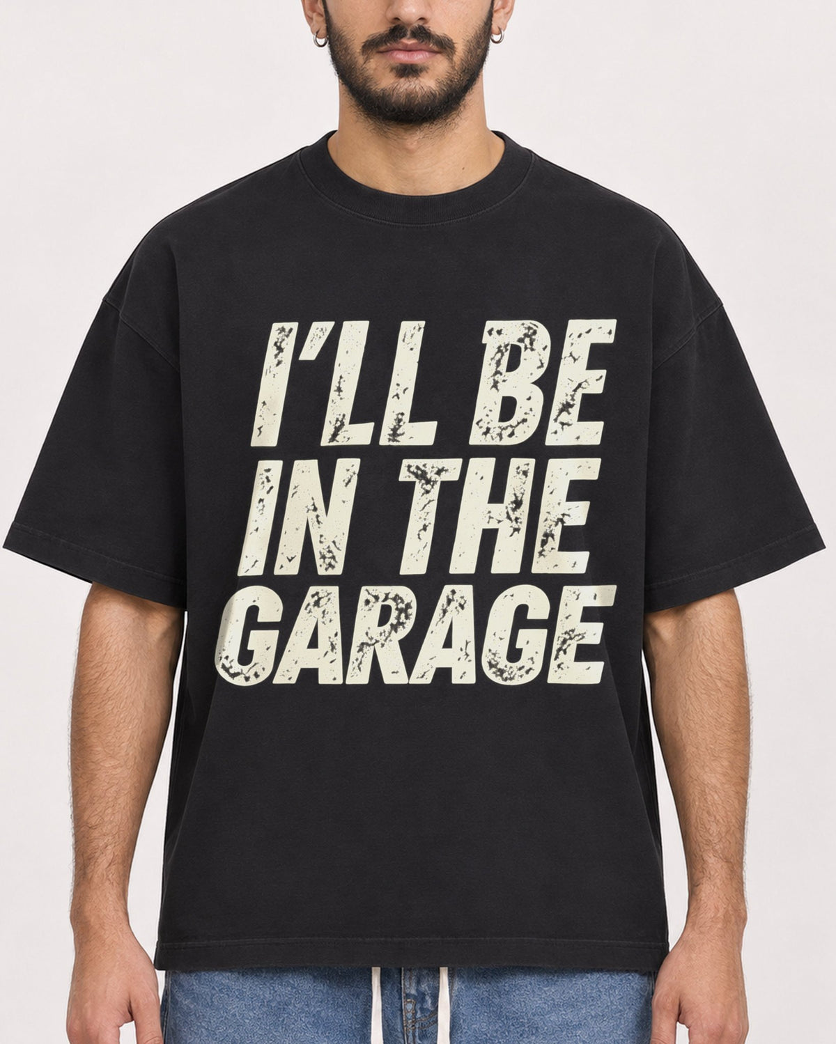 Mockup Boxy Heavyweight Tee Black male close-up 07