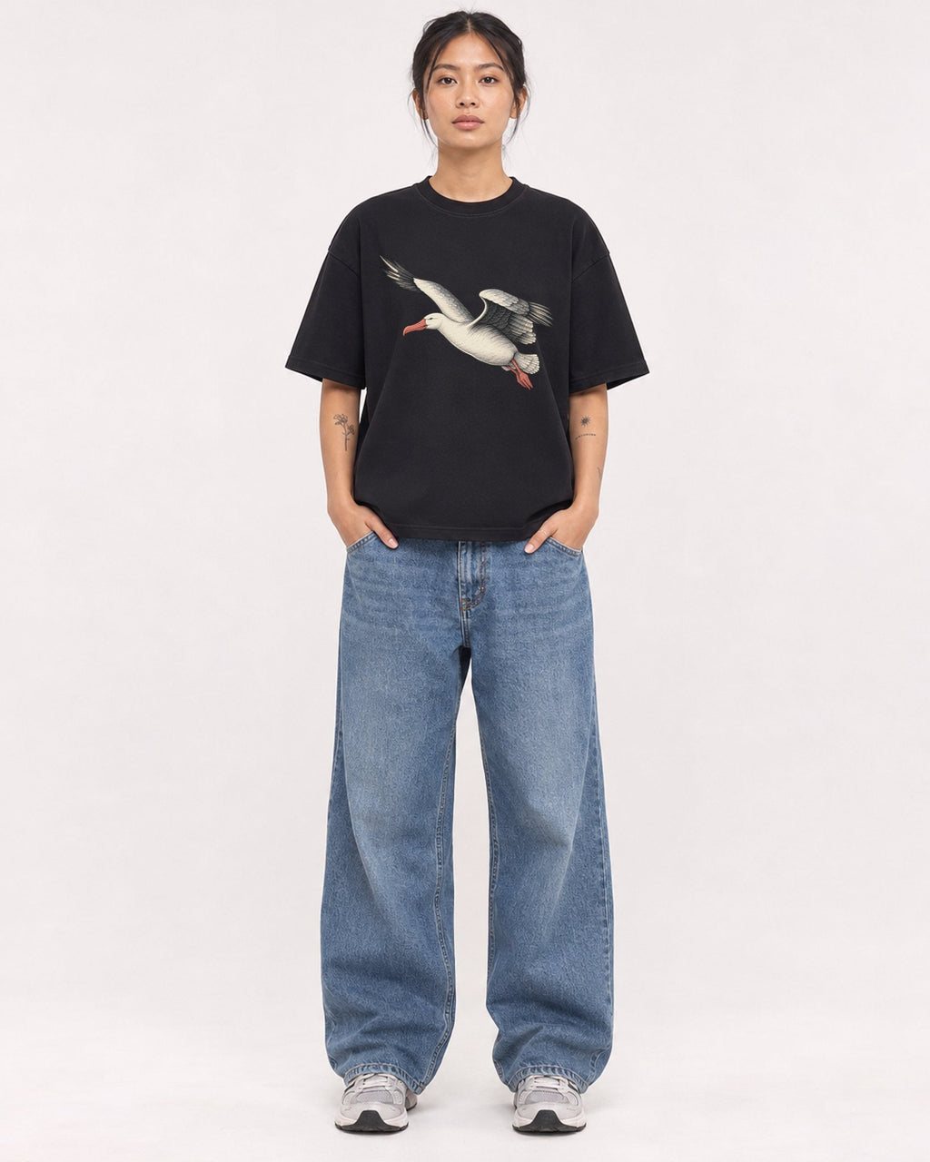 Mockup Boxy Heavyweight Tee Black female full-body 12