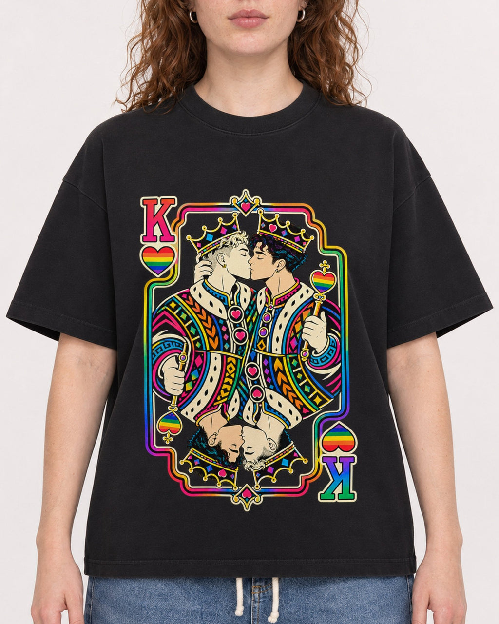 Mockup Boxy Heavyweight Tee Black female close-up 09