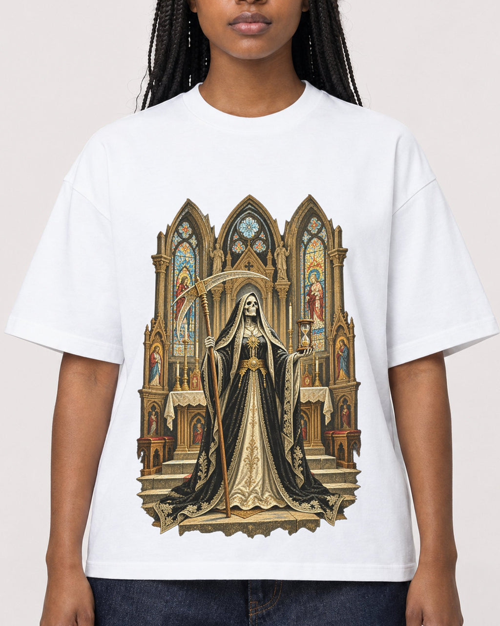 Mockup Boxy Heavyweight Tee White female close-up 04