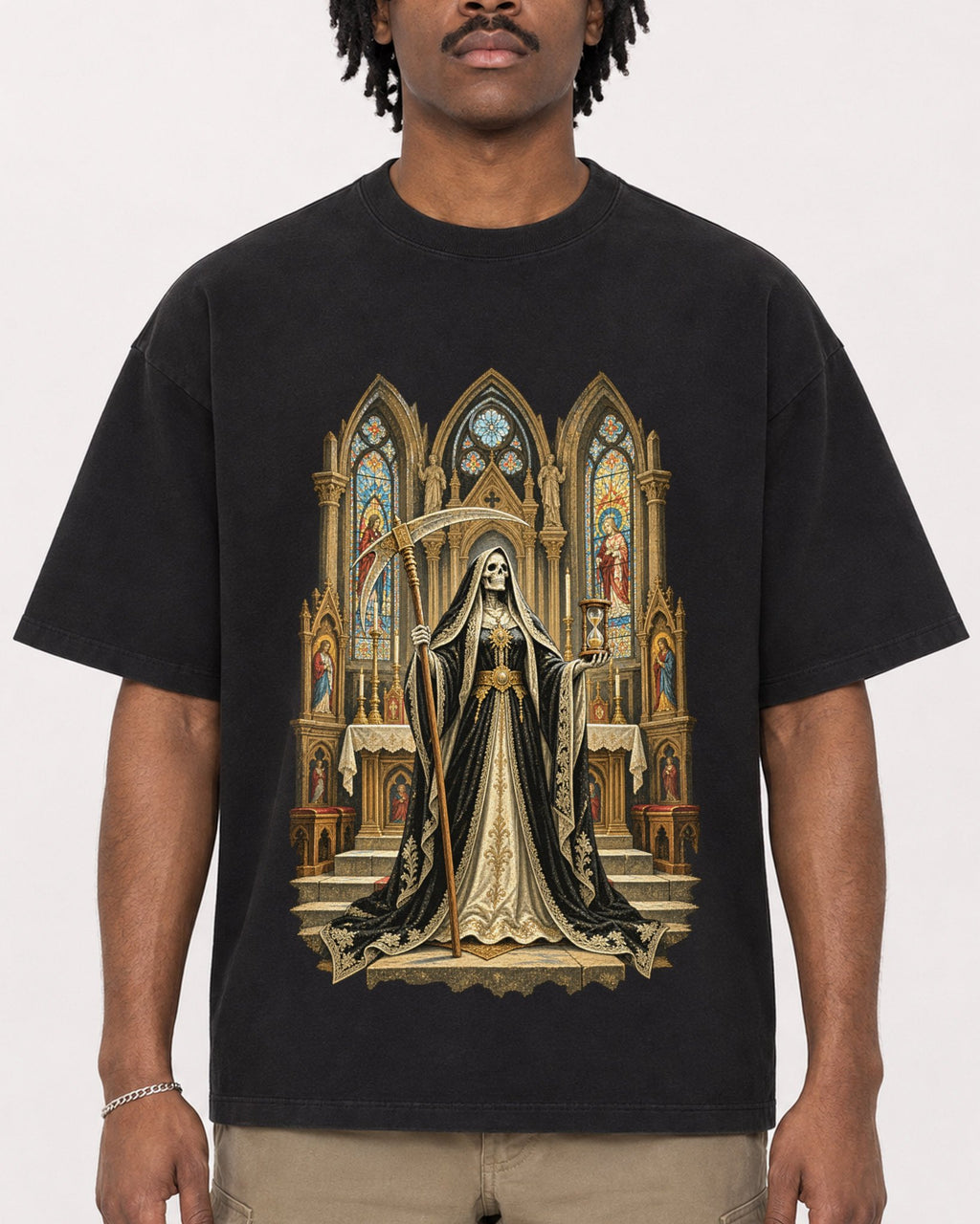 Mockup Boxy Heavyweight Tee Black male close-up 04