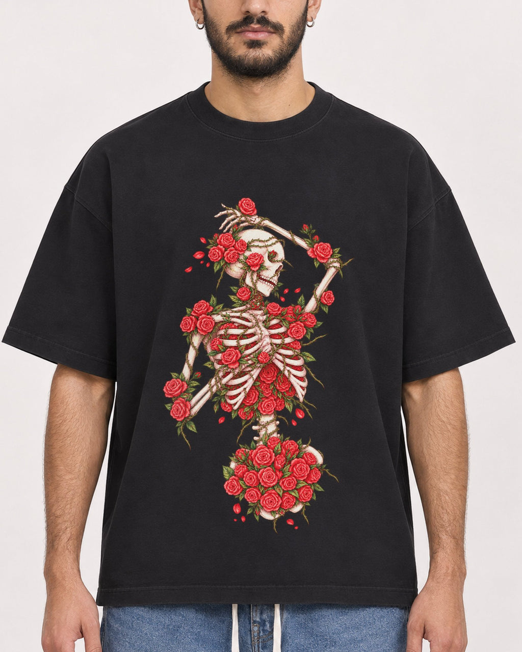 Mockup Boxy Heavyweight Tee Black male close-up 07