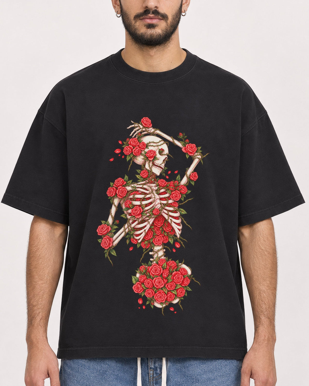 Mockup Boxy Heavyweight Tee Black male close-up 07