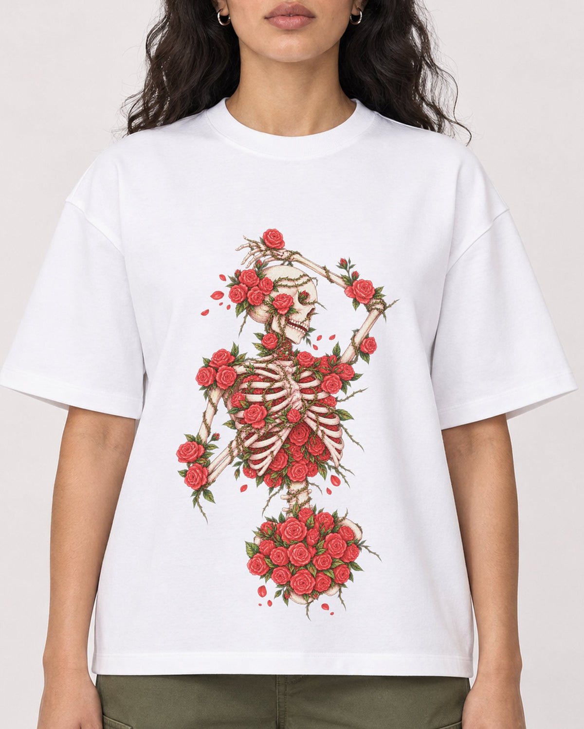 Mockup Boxy Heavyweight Tee White female close-up 07
