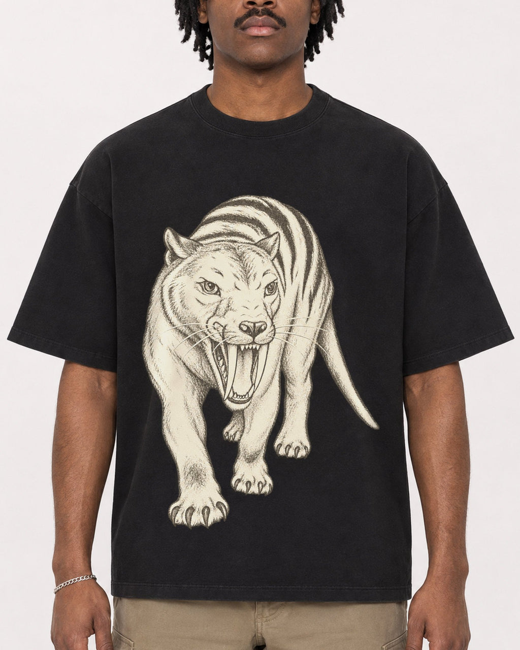 Mockup Boxy Heavyweight Tee Black male close-up 04