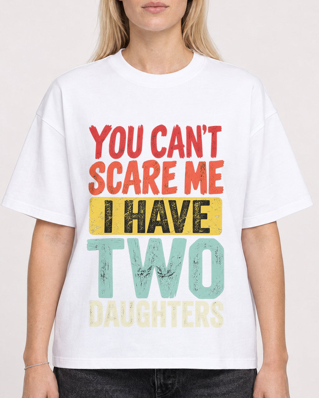 Mockup Boxy Heavyweight Tee White female close-up 08