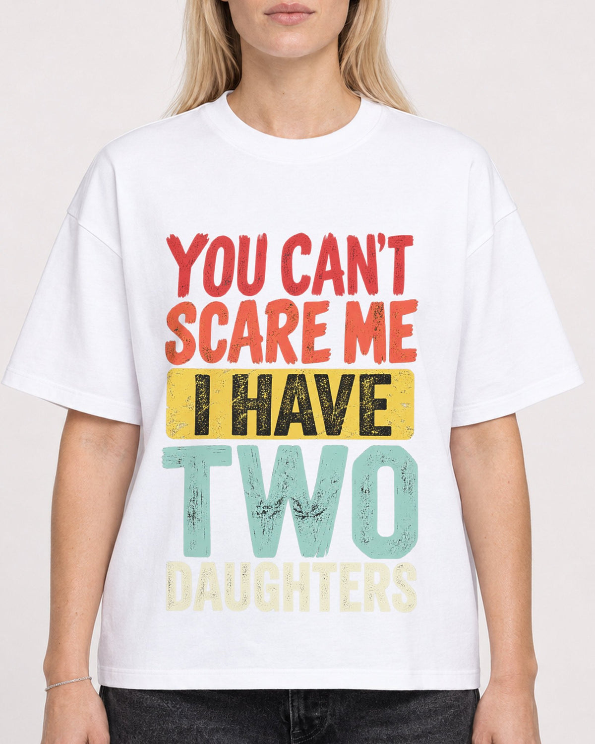 Mockup Boxy Heavyweight Tee White female close-up 08