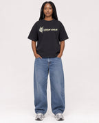 Mockup Boxy Heavyweight Tee Black female full-body 04