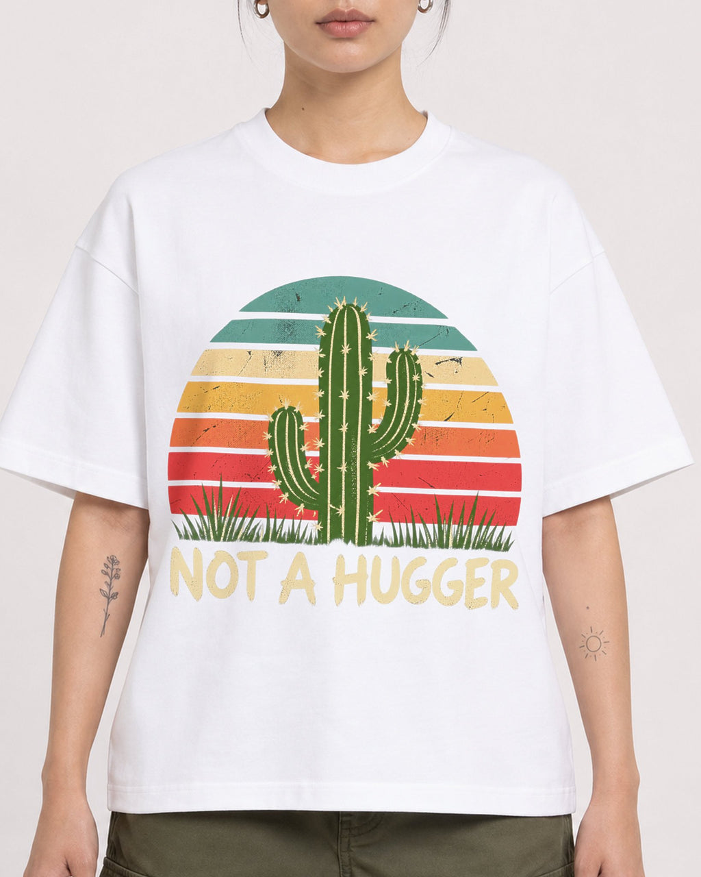 Mockup Boxy Heavyweight Tee White female close-up 12