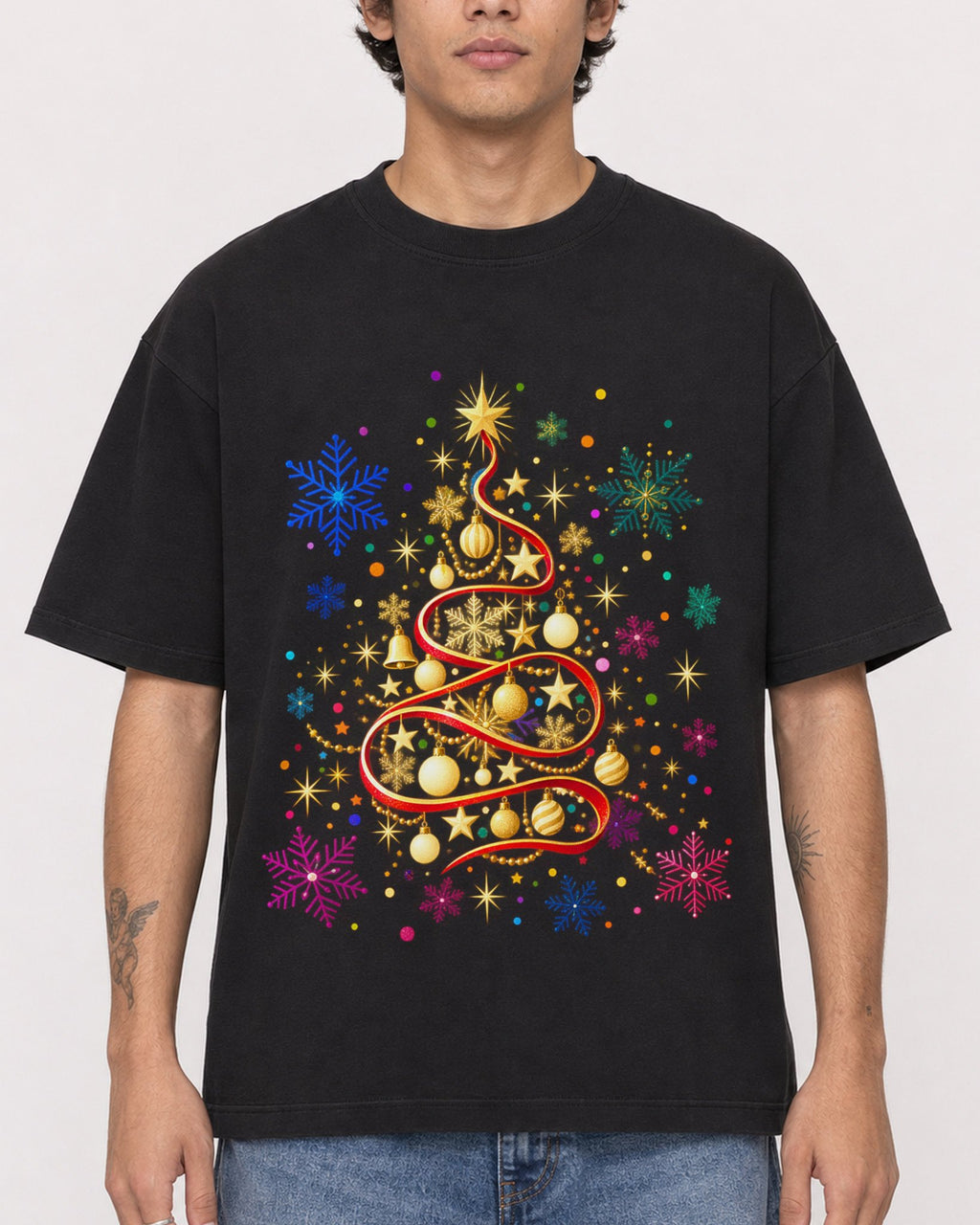 Mockup Boxy Heavyweight Tee Black male close-up 06
