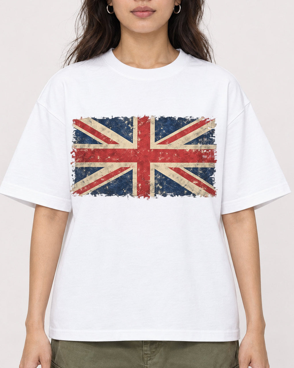 Mockup Boxy Heavyweight Tee White female close-up 02