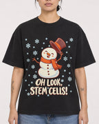 Mockup Boxy Heavyweight Tee Black female close-up 12