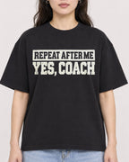 Mockup Boxy Heavyweight Tee Black female close-up 03