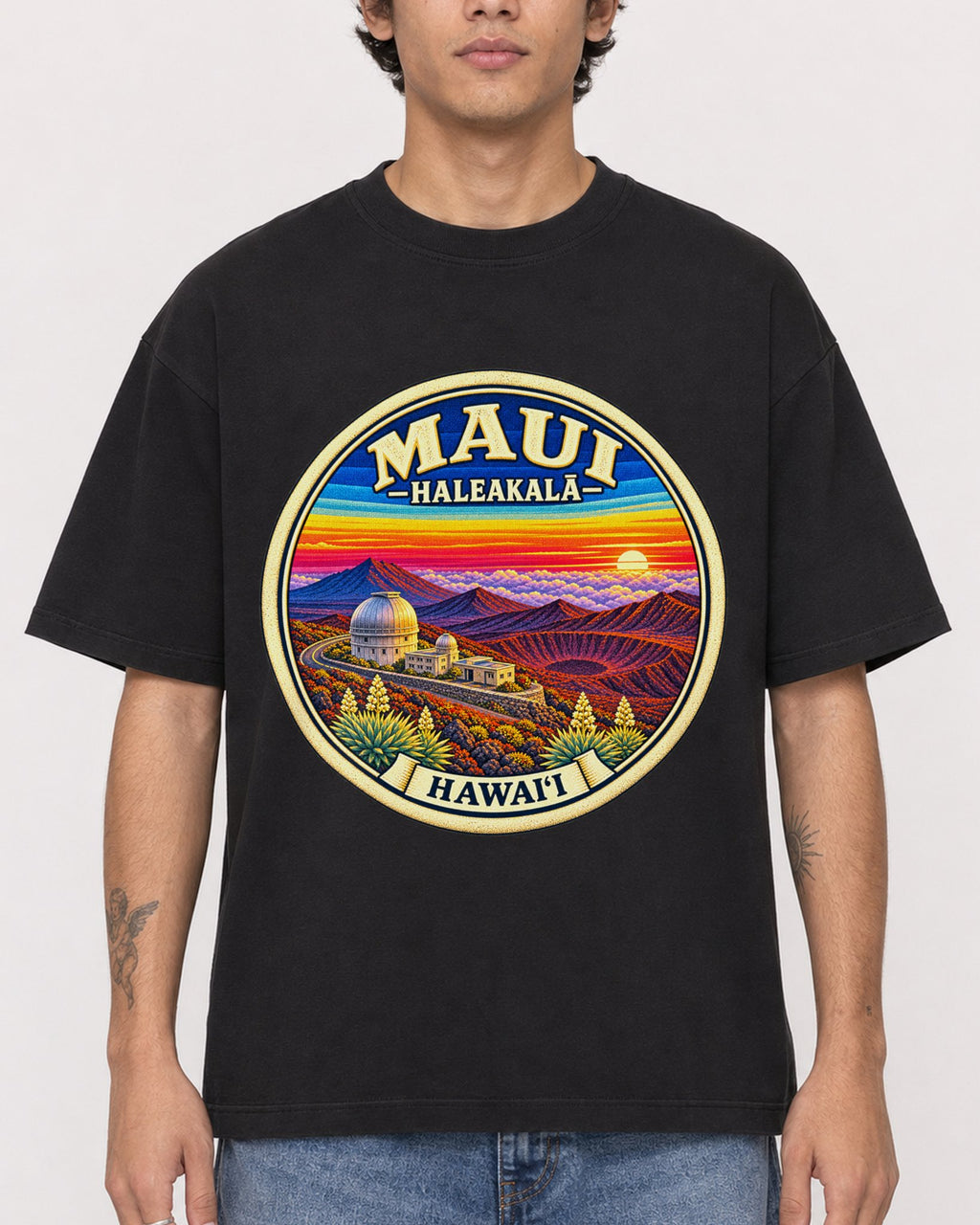 Mockup Boxy Heavyweight Tee Black male close-up 06