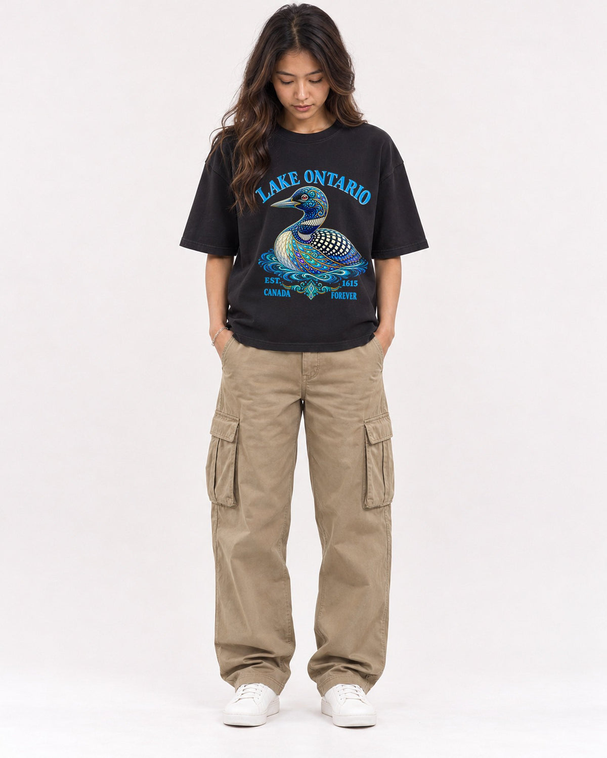 Mockup Boxy Heavyweight Tee Black female full-body 02