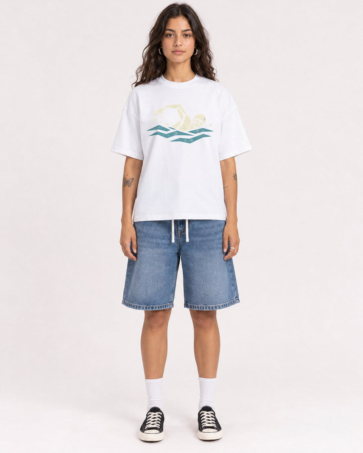 Mockup Boxy Heavyweight Tee White female full-body 06