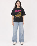 Mockup Boxy Heavyweight Tee Black female full-body 03