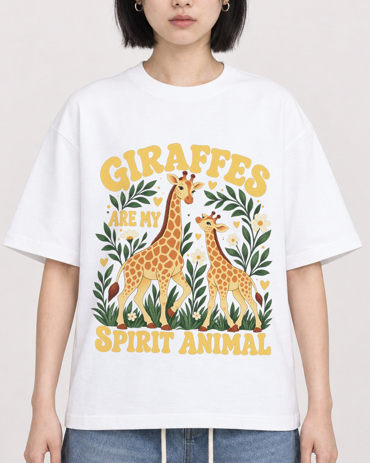 Mockup Boxy Heavyweight Tee White female close-up 11