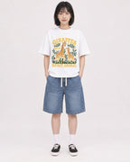 Mockup Boxy Heavyweight Tee White female full-body 11