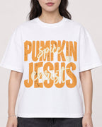 Mockup Boxy Heavyweight Tee White female close-up 03