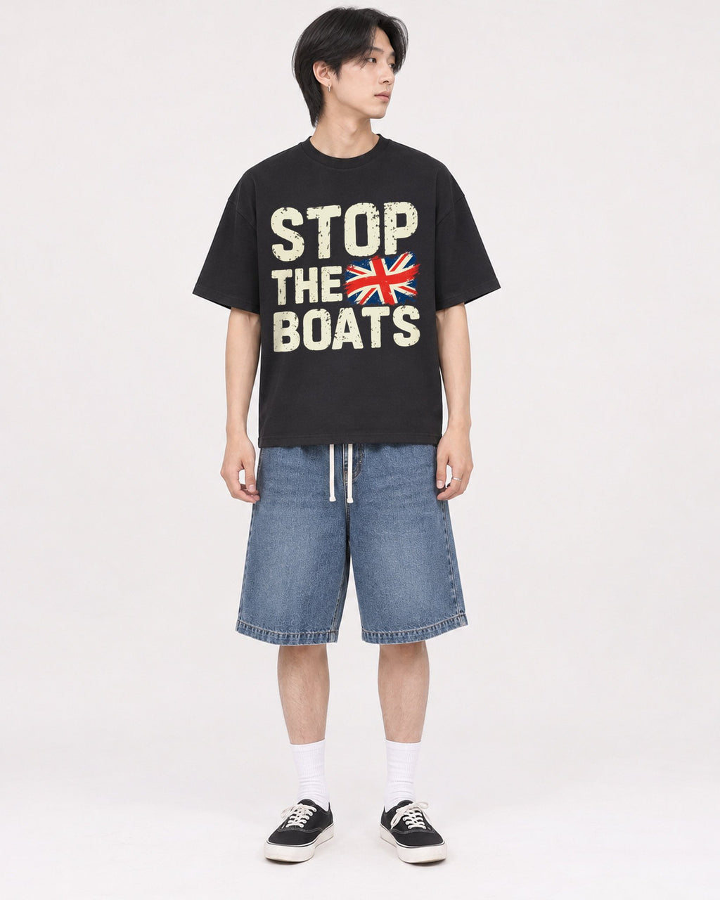 Mockup Boxy Heavyweight Tee Black male full-body 11