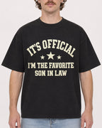Mockup Boxy Heavyweight Tee Black male close-up 09