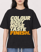 Mockup Boxy Heavyweight Tee Black female close-up 13