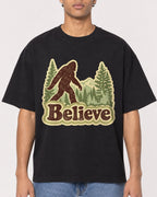 Mockup Boxy Heavyweight Tee Black male close-up 10