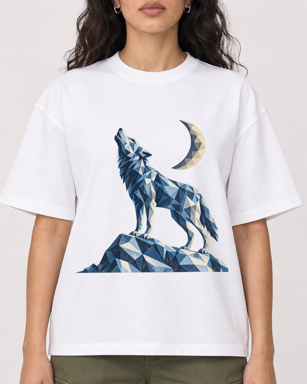 Mockup Boxy Heavyweight Tee White female close-up 07